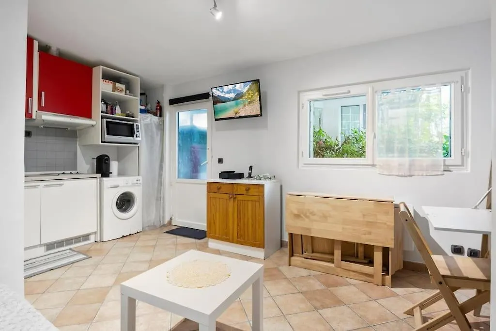 Appartement Coeur De - Sortie De Metro Tres Proche - Bercy Paris